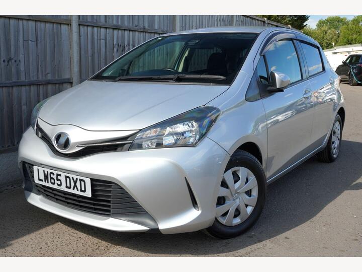 Toyota Yaris 1.33 Dual VVT-i Icon Multidrive S Euro 6 5dr