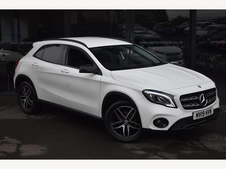 Mercedes-Benz GLA 1.6 GLA180 Urban Edition Euro 6 (s/s) 5dr