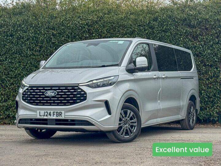 Ford Tourneo Custom 2.0 320 EcoBlue Titanium Luxe Auto L2 Euro 6 (s/s) 5dr Ford Tourneo Custom 2.0 320 EcoBlue Titanium Luxe Auto L2 Euro 6 (s/s) 5dr
