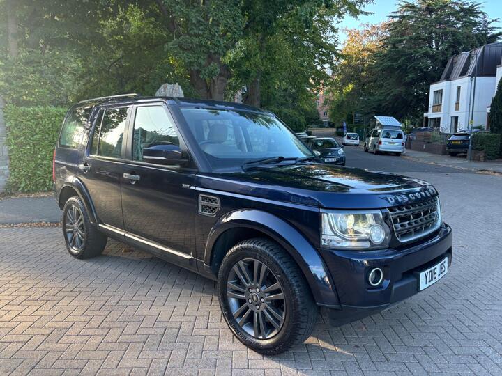 Land Rover Discovery 4 3.0 SD V6 Graphite Auto 4WD Euro 6 (s/s) 5dr Land Rover Discovery 4 3.0 SD V6 Graphite Auto 4WD Euro 6 (s/s) 5dr