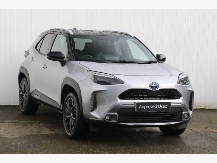 Toyota Yaris Cross 1.5 VVT-h Dynamic E-CVT Euro 6 (s/s) 5dr