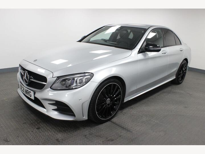 Mercedes-Benz C Class 2.0 C220d AMG Line Night Edition (Premium) G-Tronic+ Euro 6 (s/s) 4dr Mercedes-Benz C Class 2.0 C220d AMG Line Night Edition (Premium) G-Tronic+ Euro 6 (s/s) 4dr