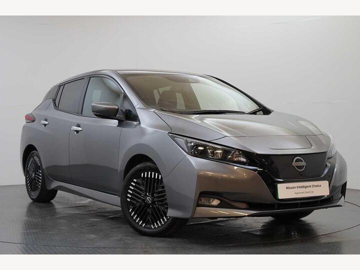 Nissan LEAF 39kWh N-Connecta Auto 5dr