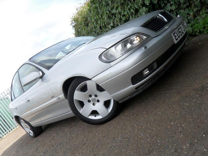 Vauxhall OMEGA 2.6i V6 24V Elite 4dr