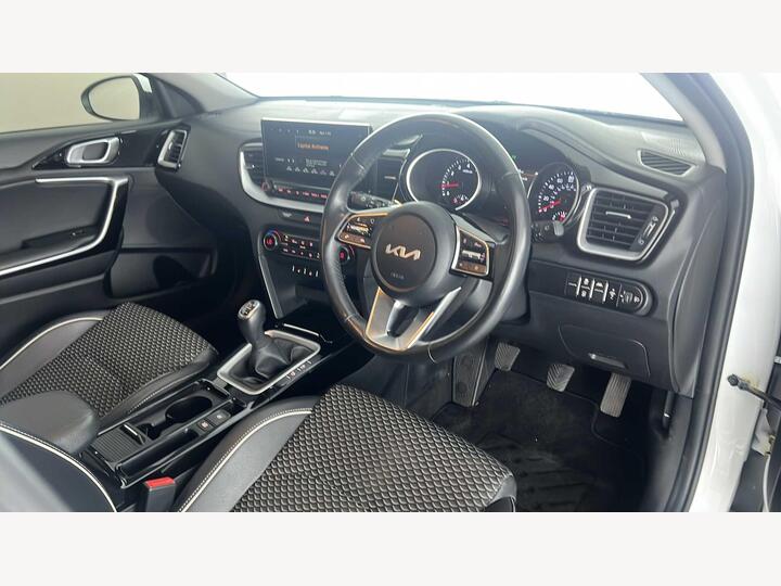 Kia XCEED HATCHBACK 1.5 T-GDi 3 Euro 6 (s/s) 5dr