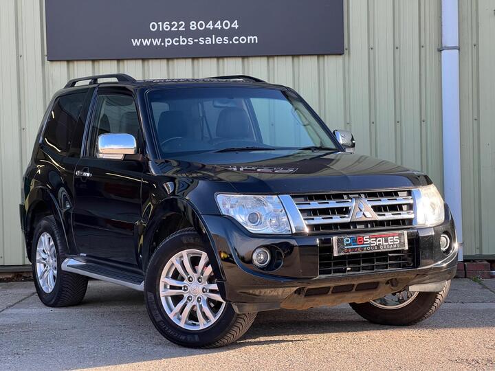 Mitsubishi Shogun 3.2 DI-DC Warrior 4WD Euro 5 3dr SWB