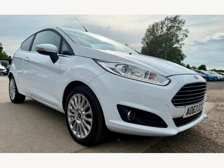 Ford Fiesta 1.0T EcoBoost Titanium Euro 5 (s/s) 3dr
