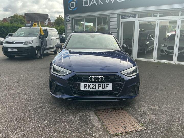 Audi A4 AVANT 2.0 TFSI 35 Black Edition S Tronic Euro 6 (s/s) 5dr