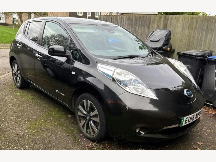 Nissan Leaf 24kWh Tekna Auto 5dr Nissan Leaf 24kWh Tekna Auto 5dr