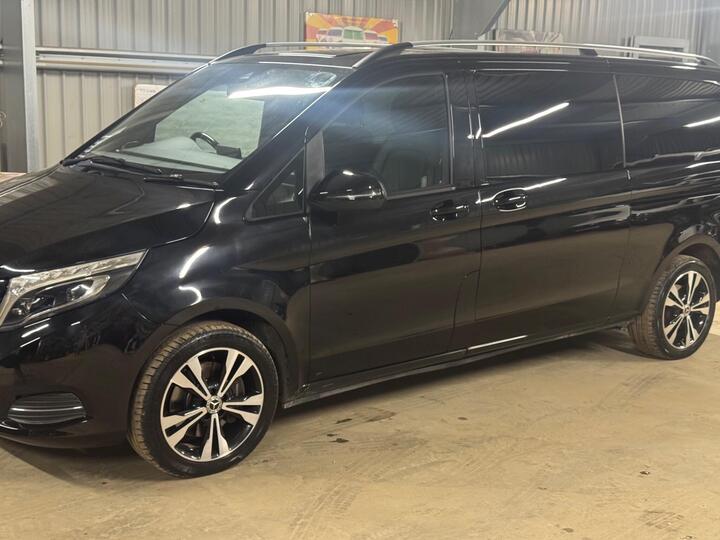 Mercedes-Benz V Class 2.2 V220d BlueTEC Sport G-Tronic+ Euro 6 (s/s) 5dr 8 Seat XLWB