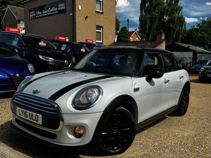 MINI HATCH 1.5 Cooper Auto Euro 6 (s/s) 5dr