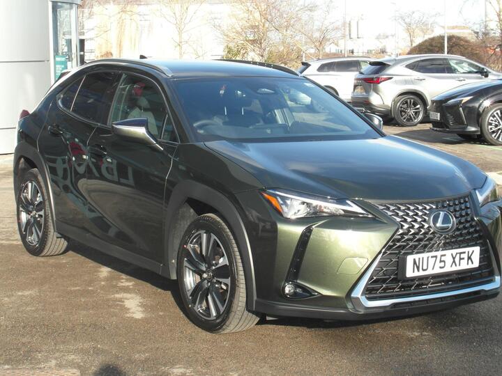 Lexus UX 2.0 300h Premium Plus E-CVT Euro 6 (s/s) 5dr