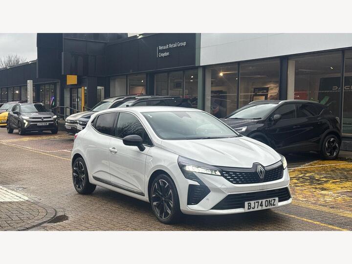Renault Clio 1.6 E-TECH Techno Auto Euro 6 (s/s) 5dr