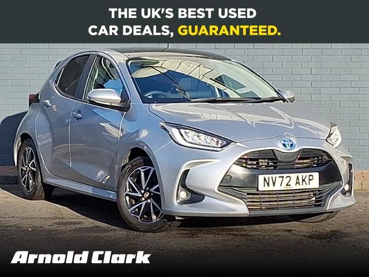 Toyota Yaris 1.5 VVT-h Design E-CVT Euro 6 (s/s) 5dr Toyota Yaris 1.5 VVT-h Design E-CVT Euro 6 (s/s) 5dr