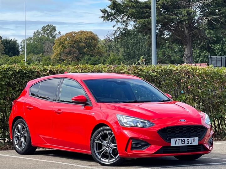 Ford Focus 1.0T EcoBoost ST-Line Euro 6 (s/s) 5dr