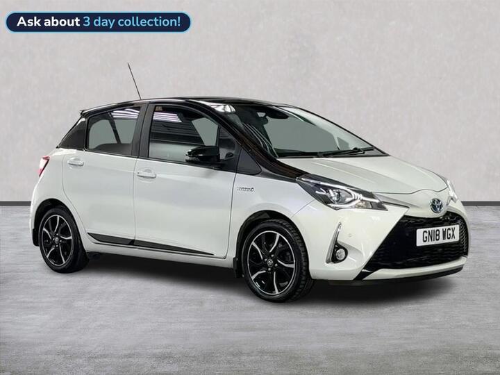 Toyota YARIS 1.5 VVT-h Grey Bi-Tone E-CVT Euro 6 (s/s) 5dr