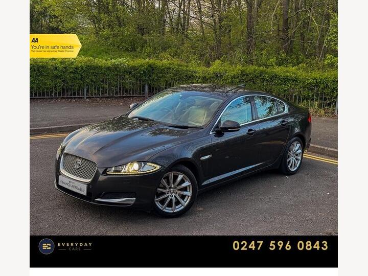 Jaguar XF 2.2d Premium Luxury Auto Euro 5 (s/s) 4dr