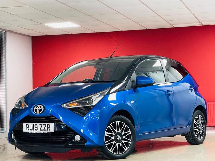 Toyota AYGO 1.0 VVT-i X-clusiv X-shift Euro 6 5dr (Safety Sense)