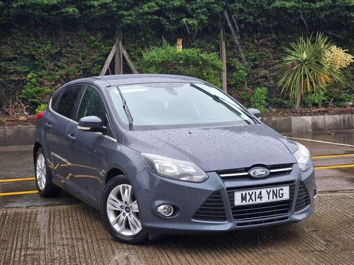 Ford Focus 1.6 TDCi ECOnetic Titanium Navigator Euro 5 (s/s) 5dr