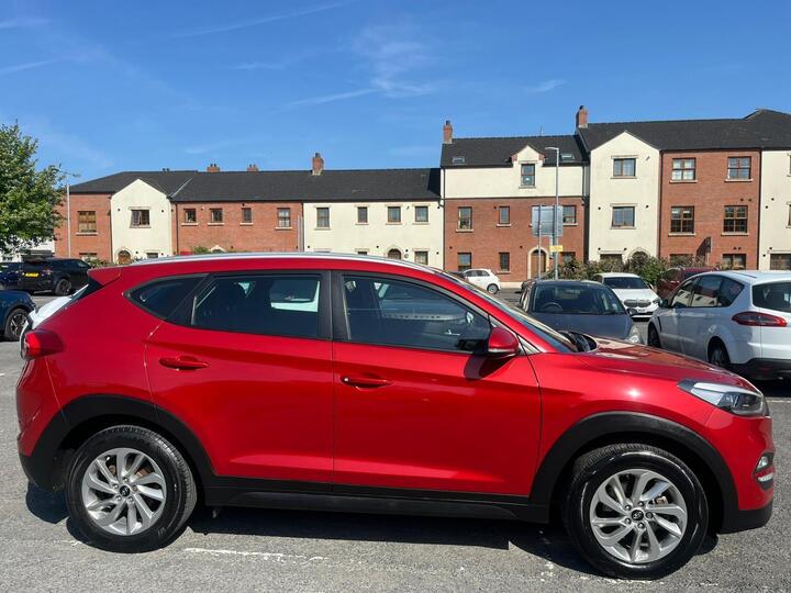 Hyundai TUCSON 1.7 CRDi Blue Drive SE Nav Euro 6 (s/s) 5dr
