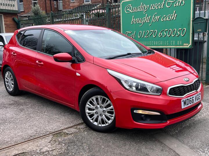 Kia Ceed 1.6 CRDi 1 Euro 6 (s/s) 5dr