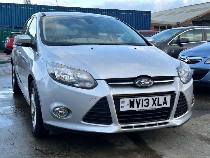 Ford Focus 1.6 Zetec Powershift Euro 5 5dr