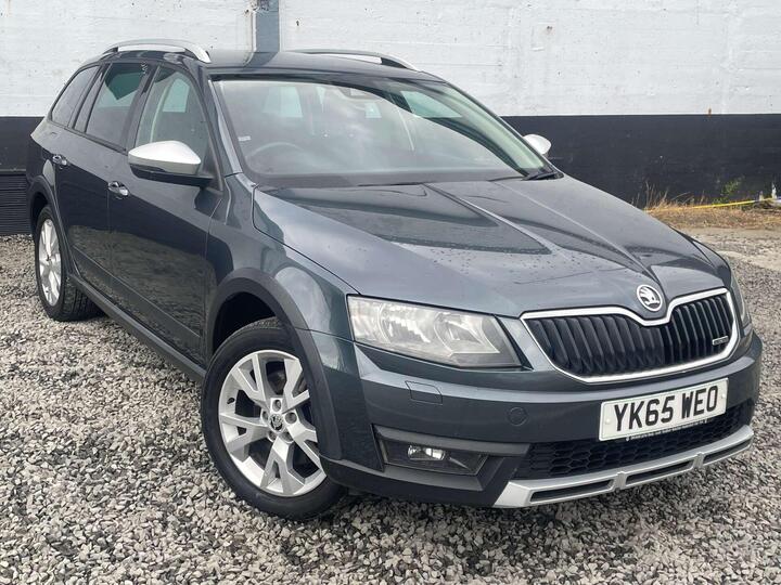 Skoda OCTAVIA 2.0 TDI Scout DSG 4WD Euro 6 (s/s) 5dr