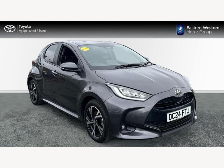 Toyota Yaris 1.5 VVT-h Design E-CVT Euro 6 (s/s) 5dr