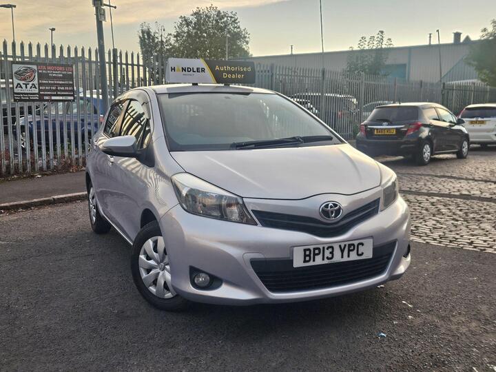 Toyota Yaris 1.33 Dual VVT-i TR Multidrive S Euro 5 5dr