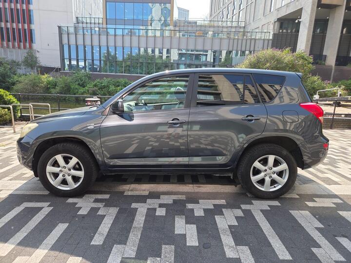 Toyota RAV4 2.2 D-4D XT-R 4WD 5dr