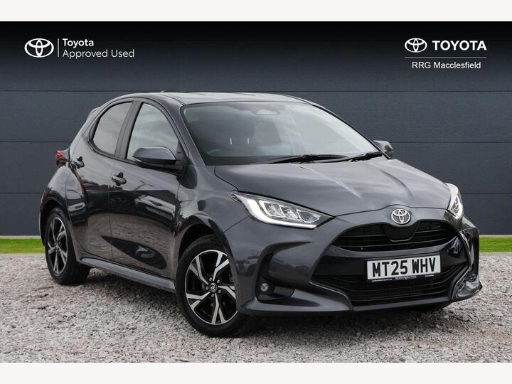 Toyota Yaris 1.5 VVT-h Design E-CVT Euro 6 (s/s) 5dr