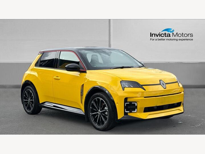 Renault 5 110kW Techno + Comfort Range 52kWh