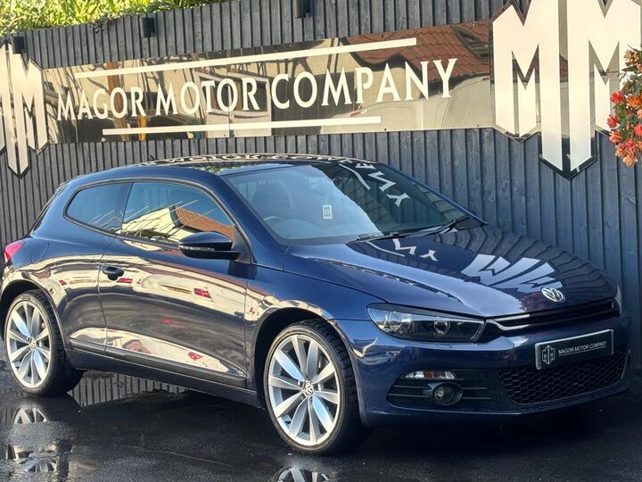 Volkswagen Scirocco 2.0 TSI GT DSG Euro 5 3dr
