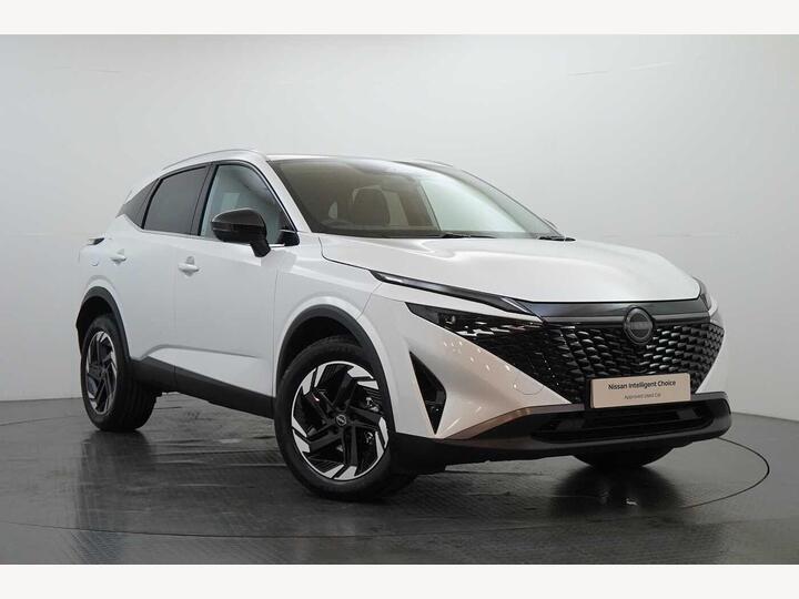 Nissan Qashqai 1.3 DIG-T MHEV N-Connecta XTRON Euro 6 (s/s) 5dr