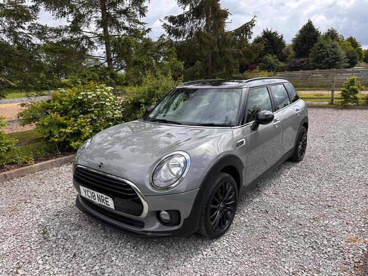 MINI Clubman 1.5 Cooper (Black Pack) Euro 6 (s/s) 6dr
