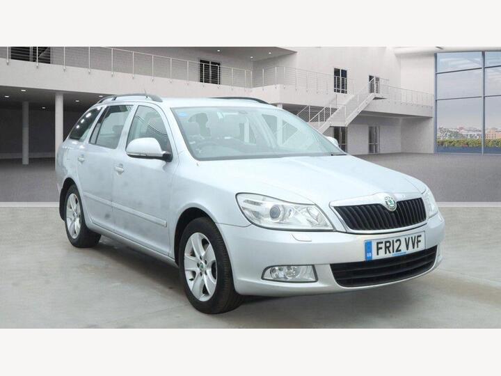 Skoda Octavia 2.0 TDI Elegance DSG Euro 5 5dr Skoda Octavia 2.0 TDI Elegance DSG Euro 5 5dr