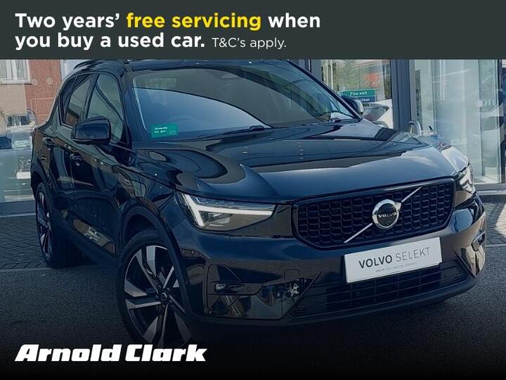 Volvo XC40 2.0 B3 MHEV Ultra Dark DCT Auto Euro 6 (s/s) 5dr