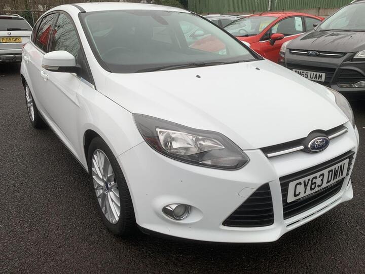 Ford FOCUS 1.0T EcoBoost Zetec Euro 5 (s/s) 5dr