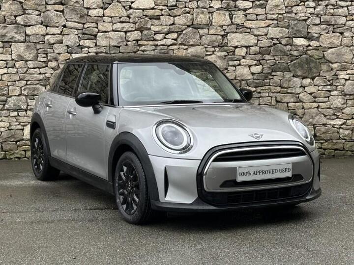 MINI Hatch 1.5 Cooper Classic Steptronic Euro 6 (s/s) 5dr
