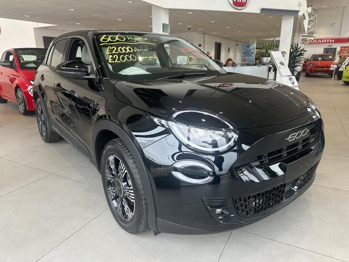 Fiat 600 1.2 MHEV E-DCT Euro 6 (s/s) 5dr