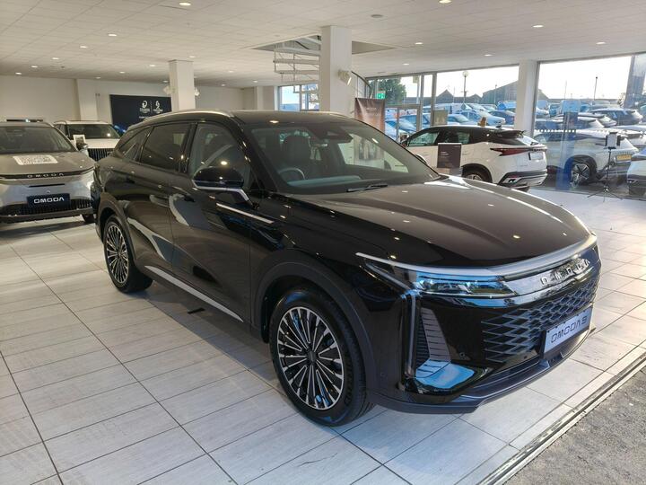 Omoda OMODA 9 1.5T SHS 34.46kWh Noble DHT3 4WD Euro 6 (s/s) 5dr