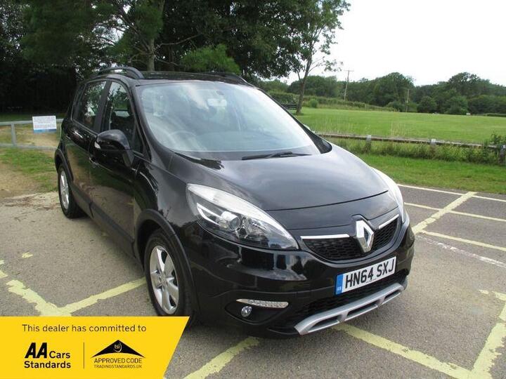 Renault Scenic Xmod 1.5 DCi ENERGY Dynamique TomTom Euro 5 (s/s) 5dr Renault Scenic Xmod 1.5 DCi ENERGY Dynamique TomTom Euro 5 (s/s) 5dr