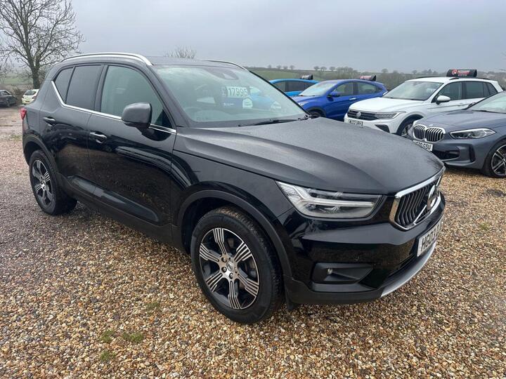 Volvo XC40 2.0 B4 MHEV Inscription Auto AWD Euro 6 (s/s) 5dr