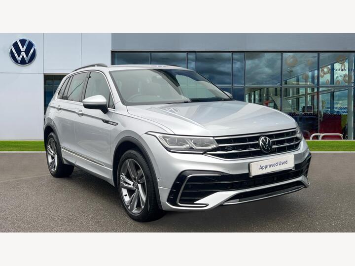 Volkswagen Tiguan 1.5 TSI R-Line Edition DSG Euro 6 (s/s) 5dr Volkswagen Tiguan 1.5 TSI R-Line Edition DSG Euro 6 (s/s) 5dr