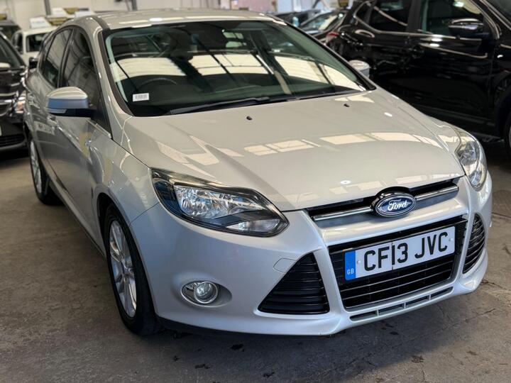Ford Focus 1.6 TDCi Titanium Euro 5 (s/s) 5dr