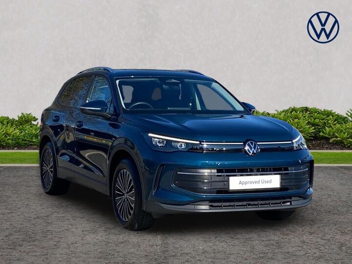 Volkswagen Tiguan 1.5 ETSI MHEV Match DSG Euro 6 (s/s) 5dr Volkswagen Tiguan 1.5 ETSI MHEV Match DSG Euro 6 (s/s) 5dr