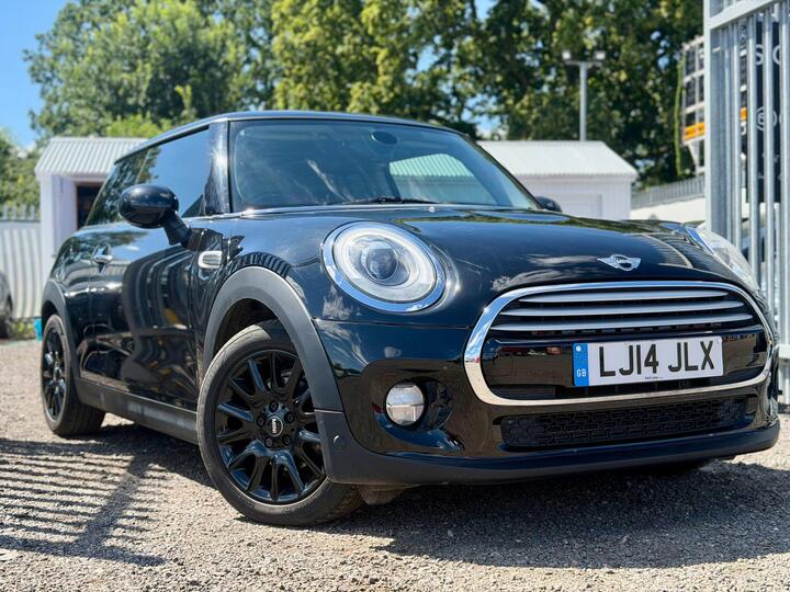 MINI Hatch 1.5 Cooper Auto Euro 6 (s/s) 3dr