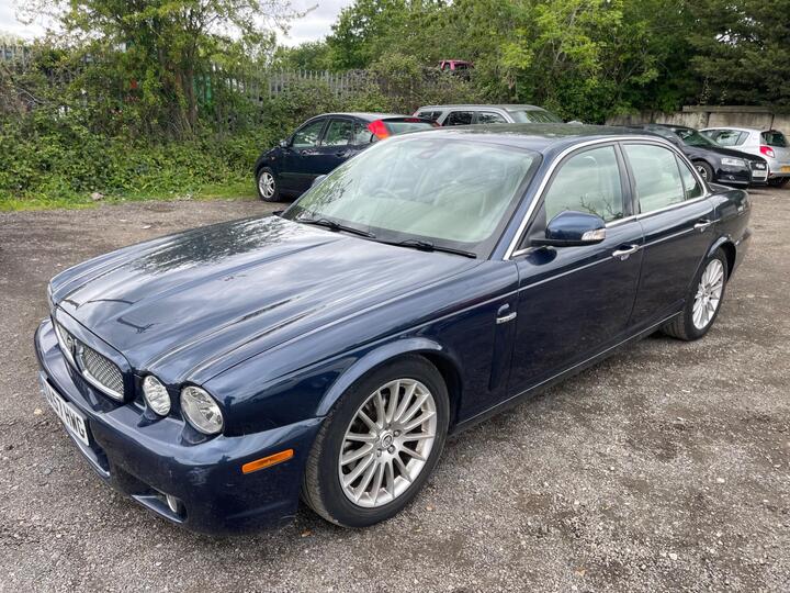 Jaguar XJ 2.7 TD Executive 4dr