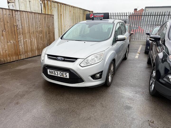Ford Grand C-Max 1.0T EcoBoost Titanium Euro 5 (s/s) 5dr