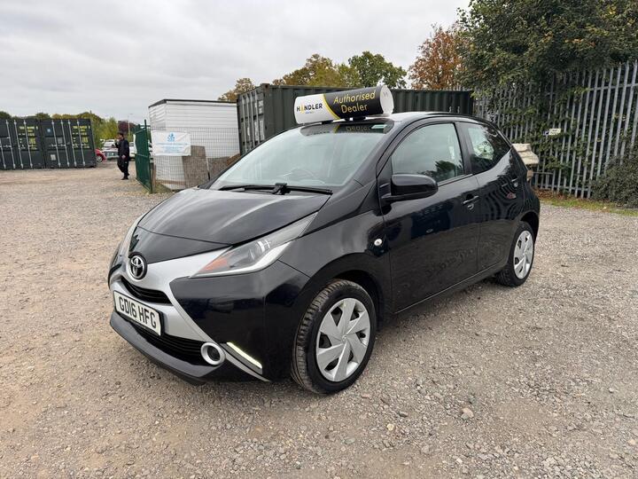 Toyota AYGO 1.0 VVT-i X-play Euro 6 5dr
